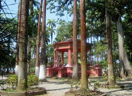 parc balvanero vargas costa rica voyage statue christophe collomb